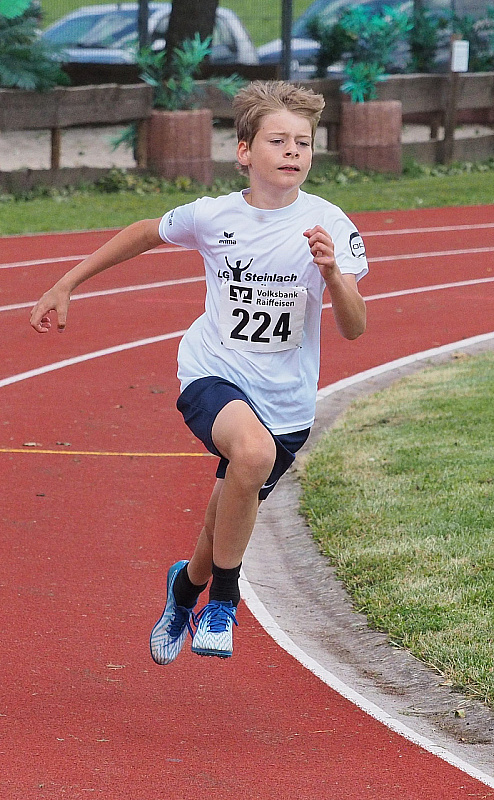 Gregor-800m-Endspurt_P7149793