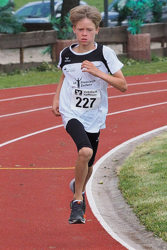 Philipp-800m2-Kopie_P7149789