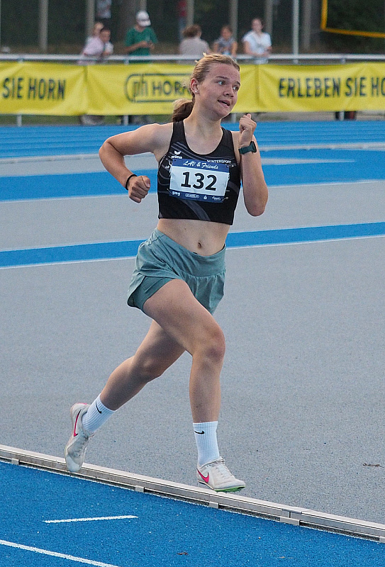 Hanna-800m
