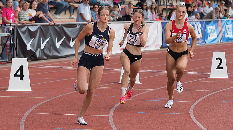 Leonie-800m-Nr219 P8303961-Kopie