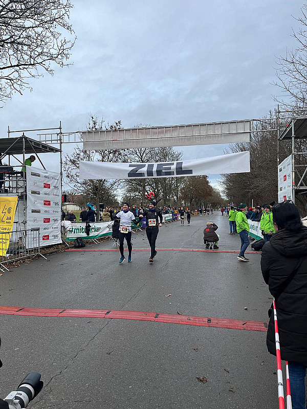  2025-12-07 Nikolauslaug 014