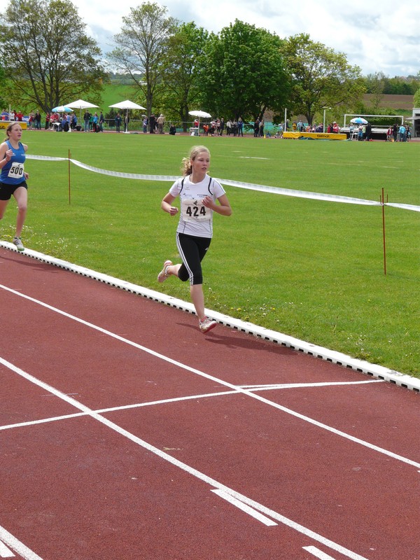Liz 800m.JPG