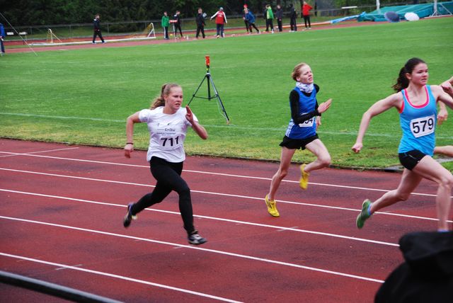 Liz-100m.JPG