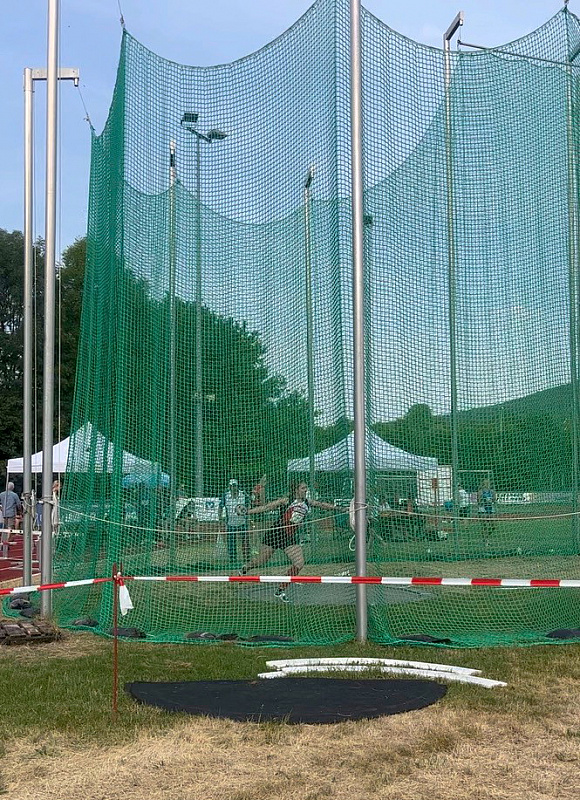 94F6251C-8CD3-4BDD-ADD3-6B27B4D901F9_1_105_c