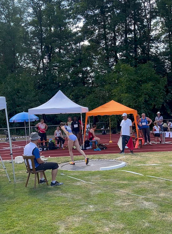 E8F1D938-8A44-4BE4-A259-AA52FC717A1E_1_105_c