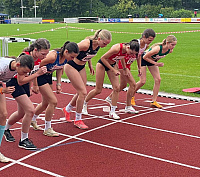 Nina-Start-800m