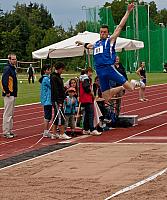 20110803193832_9294